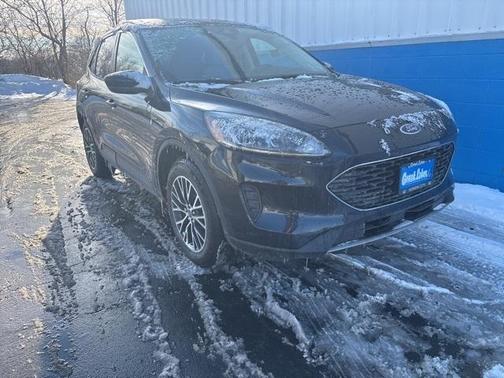 2021 Ford Escape PHEV SE