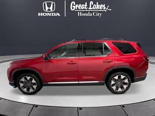 Radiant Red Metallic II 2026 Honda Pilot Touring