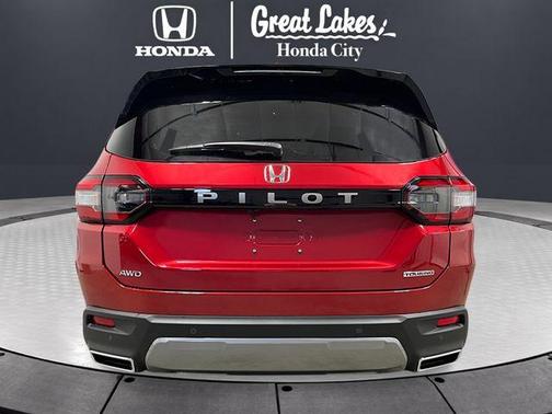 Radiant Red Metallic II 2026 Honda Pilot Touring