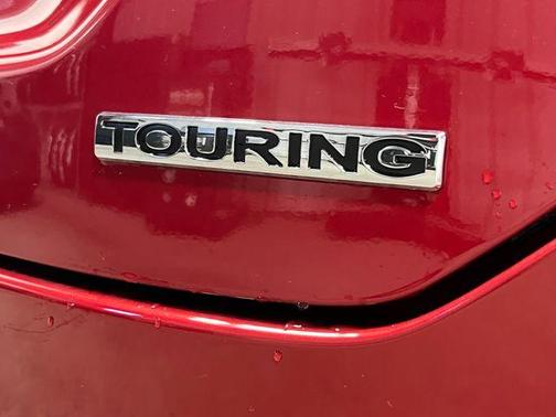 Radiant Red Metallic II 2026 Honda Pilot Touring