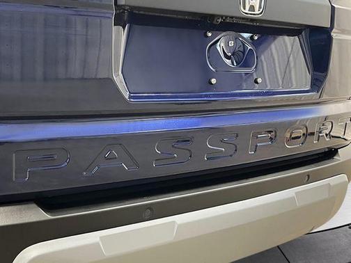 Obsidian Blue Pearl 2026 Honda Passport RTL