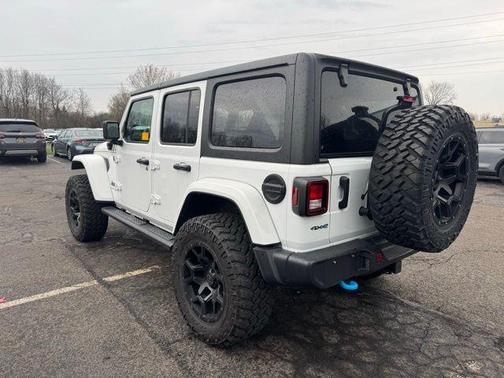Bright White Clearcoat 2024 Jeep Wrangler 4xe Sport