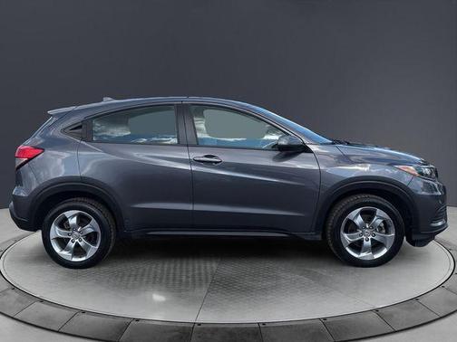 Modern Steel Metallic 2020 Honda HR-V LX