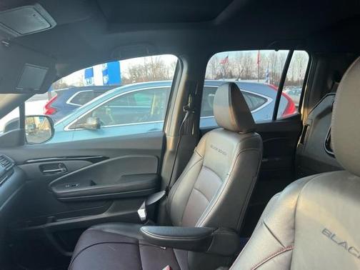 2023 Honda Ridgeline Black Edition