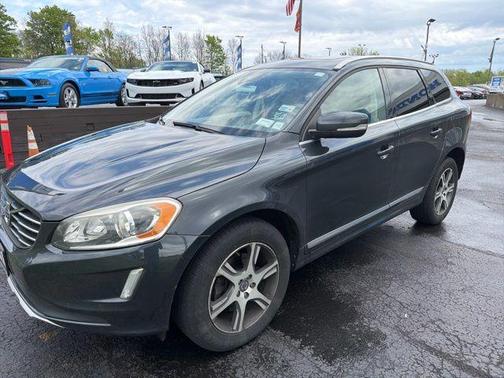 Savile Gray Metallic 2015 Volvo XC60 T6 Premier Plus