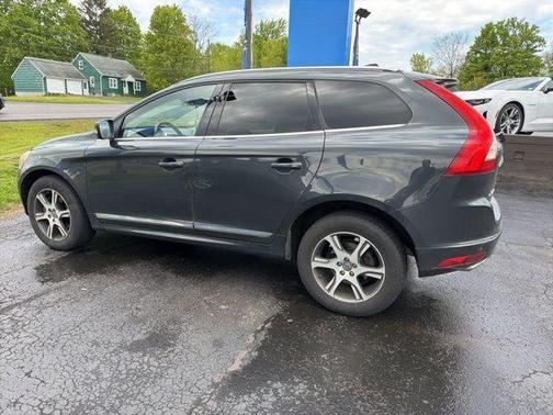 Savile Gray Metallic 2015 Volvo XC60 T6 Premier Plus