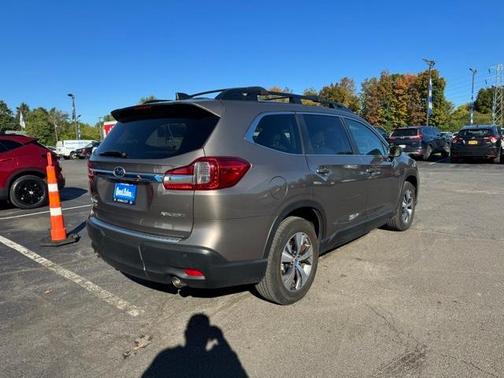 2022 Subaru Ascent Premium 7-Passenger