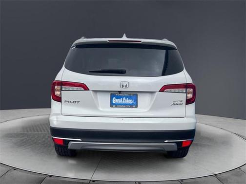 2022 Honda Pilot Elite