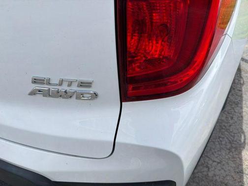 Platinum White Pearl 2022 Honda Passport Elite