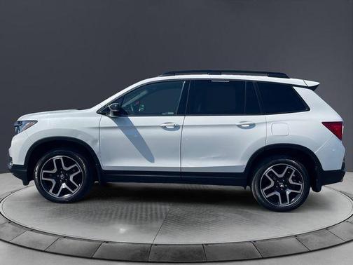 Platinum White Pearl 2022 Honda Passport Elite