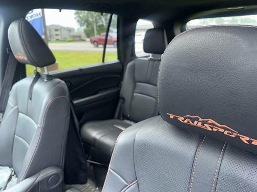 Crystal Black Pearl 2023 Honda Passport TrailSport
