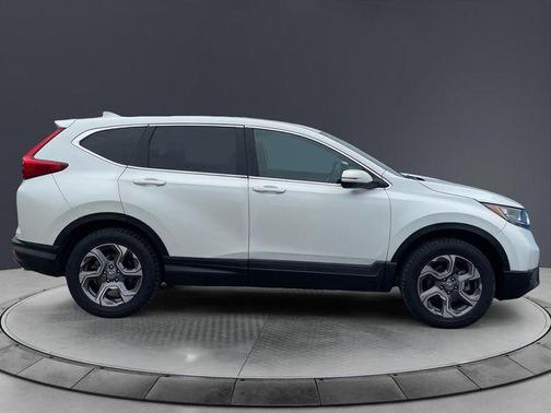 White Diamond Pearl 2017 Honda CR-V EX