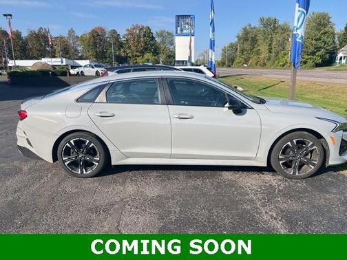 2024 Kia K5 GT-Line