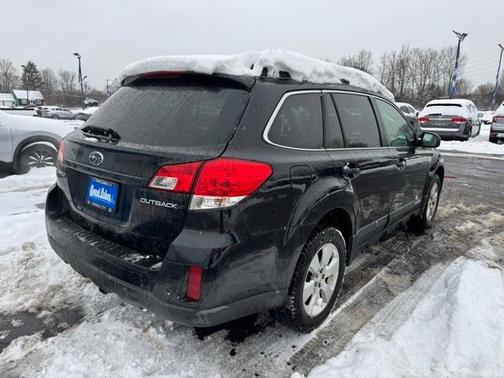 2011 Subaru Outback 2.5i Premium