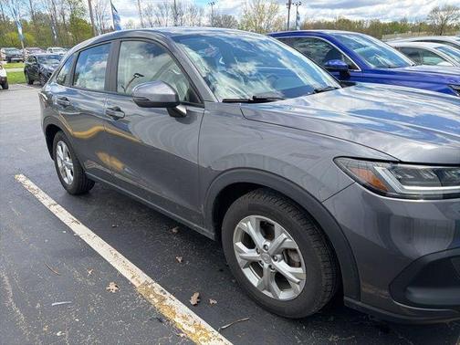 Modern Steel Metallic 2023 Honda HR-V LX