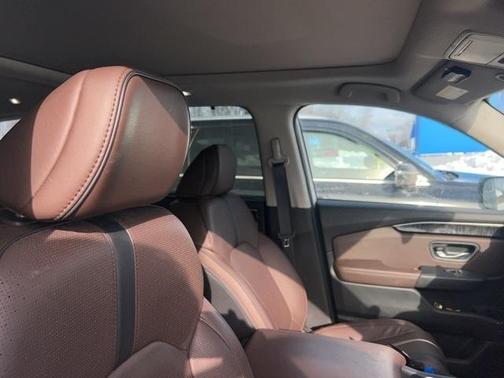 2023 Honda Pilot Elite