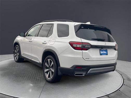 2023 Honda Pilot Elite