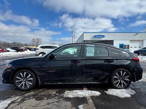 2023 Honda Civic EX-L