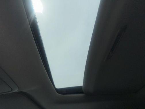 White 2024 Honda Odyssey EX-L