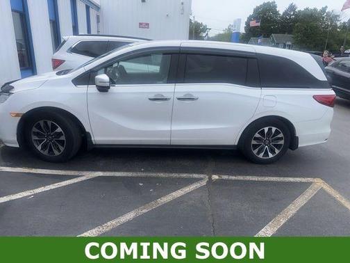 White 2024 Honda Odyssey EX-L