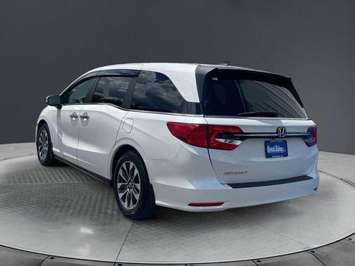 Platinum White Pearl 2024 Honda Odyssey EX-L