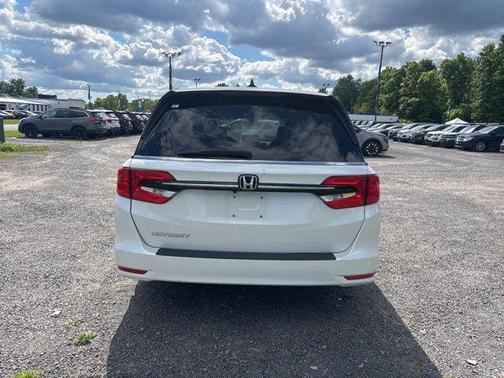 Platinum White Pearl 2024 Honda Odyssey EX-L