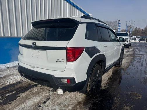 2022 Honda Passport Elite