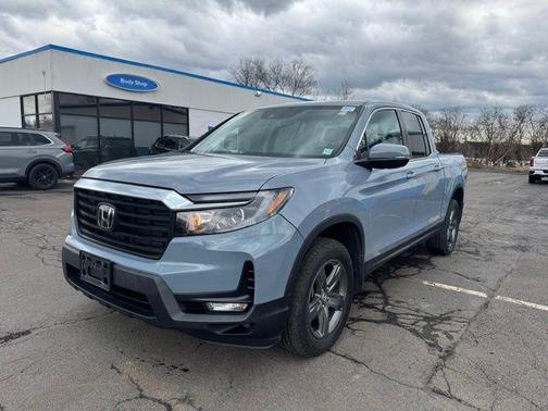 Sonic Gray Pearl 2023 Honda Ridgeline RTL