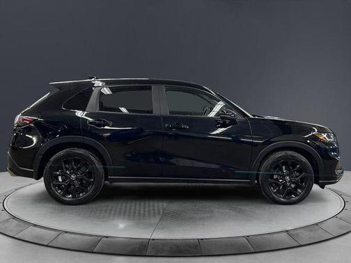 Crystal Black Pearl 2023 Honda HR-V Sport