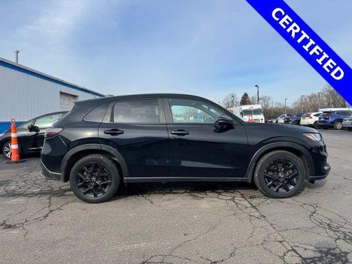 Crystal Black Pearl 2023 Honda HR-V Sport