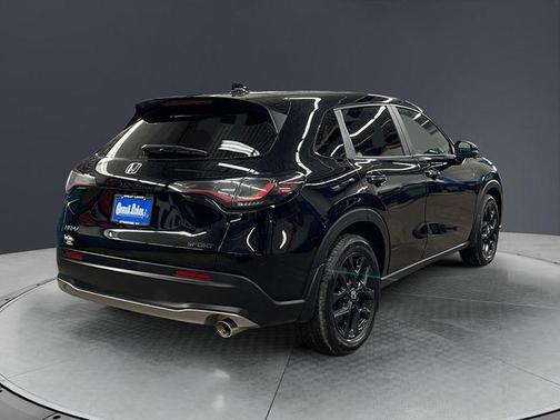 Crystal Black Pearl 2023 Honda HR-V Sport