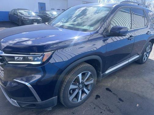 Obsidian Blue Pearl 2024 Honda Pilot Touring
