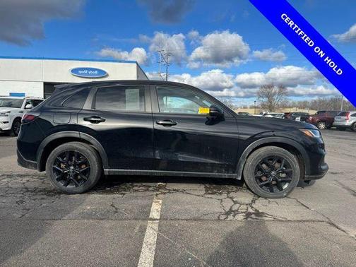 Crystal Black Pearl 2024 Honda HR-V Sport