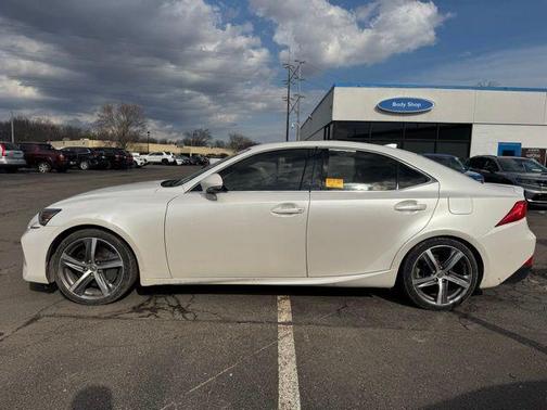 White 2018 Lexus IS 300 Base