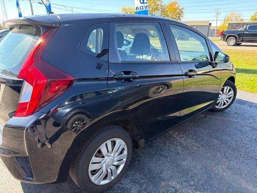 Crystal Black Pearl 2017 Honda Fit LX