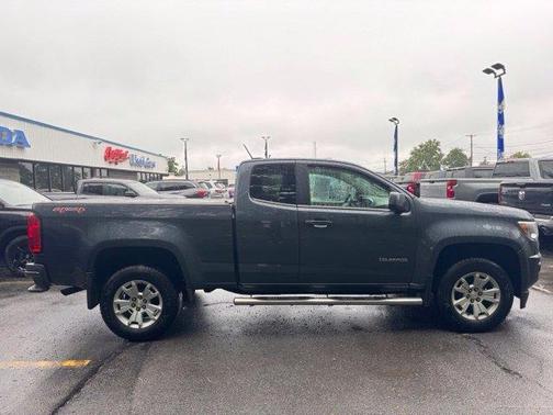 Shadow Gray Metallic 2019 Chevrolet Colorado LT