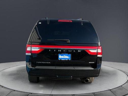 Black Velvet 2017 Lincoln Navigator Select