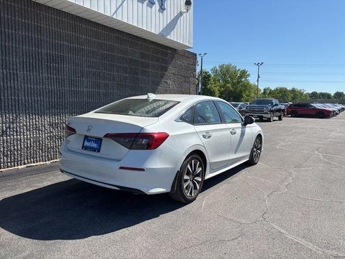 Platinum White Pearl 2024 Honda Civic EX