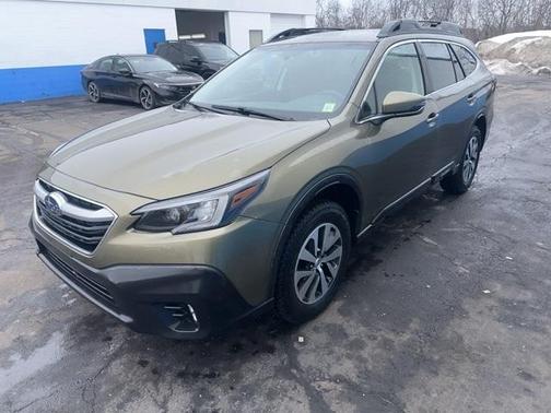 2022 Subaru Outback Premium