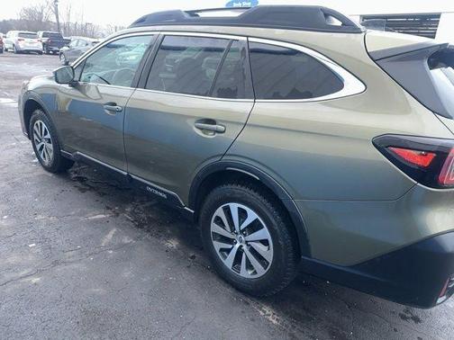 2022 Subaru Outback Premium