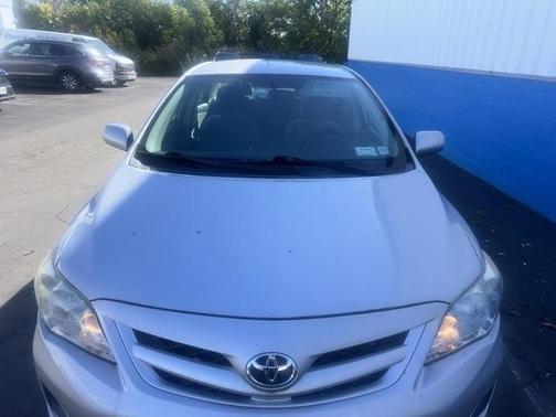 2012 Toyota Corolla LE