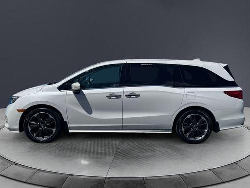 Platinum White Pearl 2023 Honda Odyssey Elite