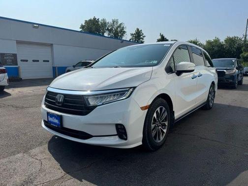 Platinum White Pearl 2024 Honda Odyssey EX-L