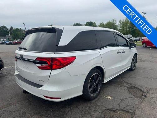 Platinum White Pearl 2024 Honda Odyssey Elite
