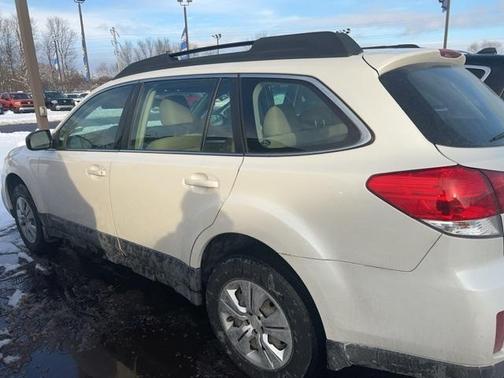 2014 Subaru Outback 2.5i