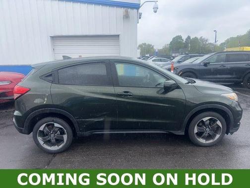 Green 2018 Honda HR-V EX