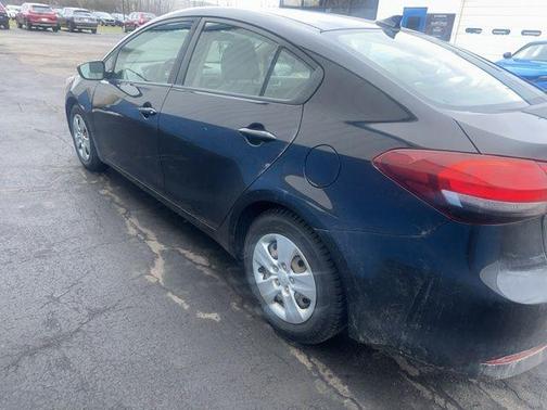 Aurora Black 2017 Kia Forte LX