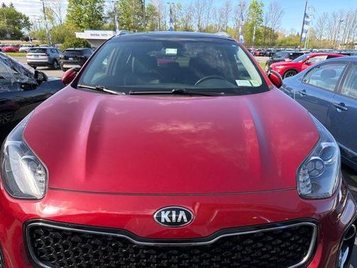 Hyper Red 2017 Kia Sportage EX