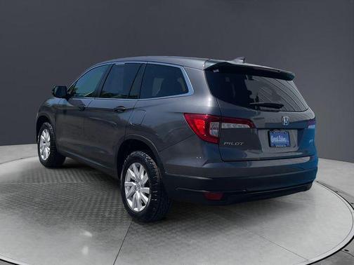Modern Steel Metallic 2019 Honda Pilot LX
