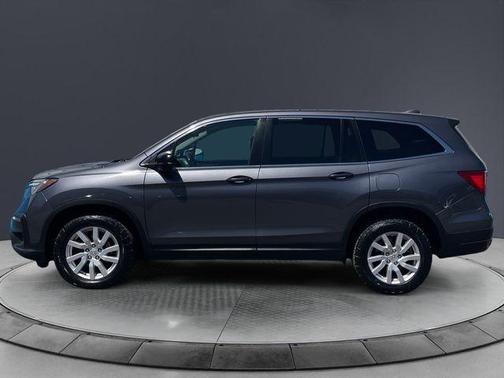 Modern Steel Metallic 2019 Honda Pilot LX